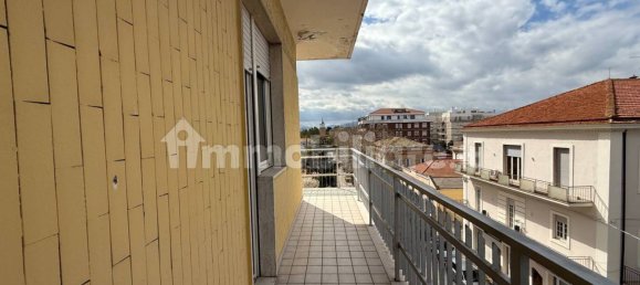 Квартира с 3 спальнями в Монтесильвано, Италия № 195602 16