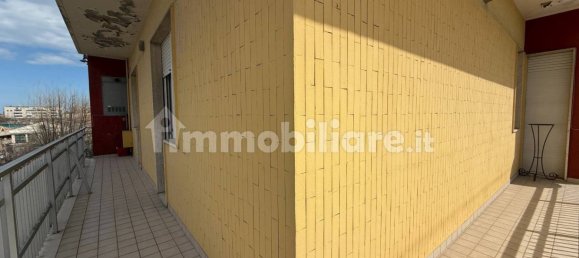 Квартира с 3 спальнями в Монтесильвано, Италия № 195602 14