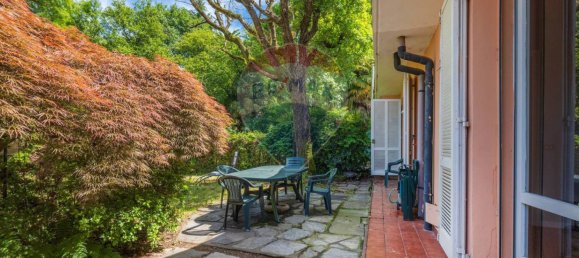 2 bedrooms House in Ispra, Italy No. 204143 5