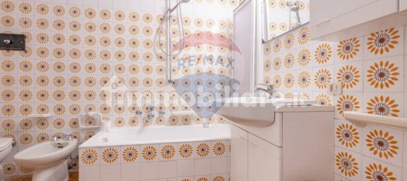 2 bedrooms House in Ispra, Italy No. 204143 23