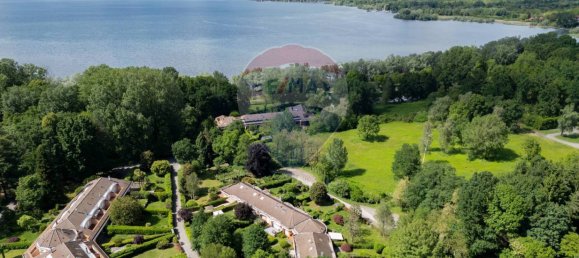 2 bedrooms House in Ispra, Italy No. 204143 2