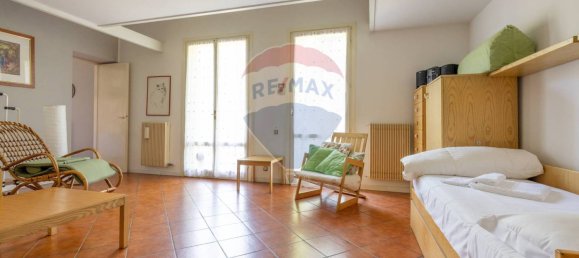 2 bedrooms House in Ispra, Italy No. 204143 20