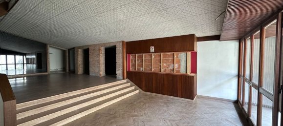 Propriété commerciale à Copparo, Italy 1000m² No. 72985 4