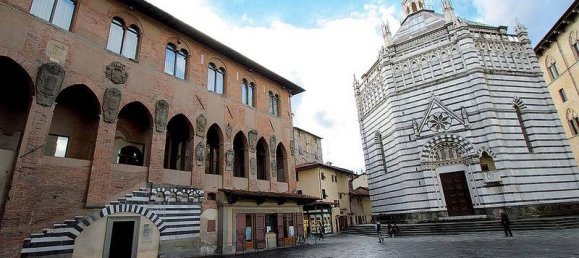 5 rooms Warehouse in Pistoia, Italy No. 351324 3
