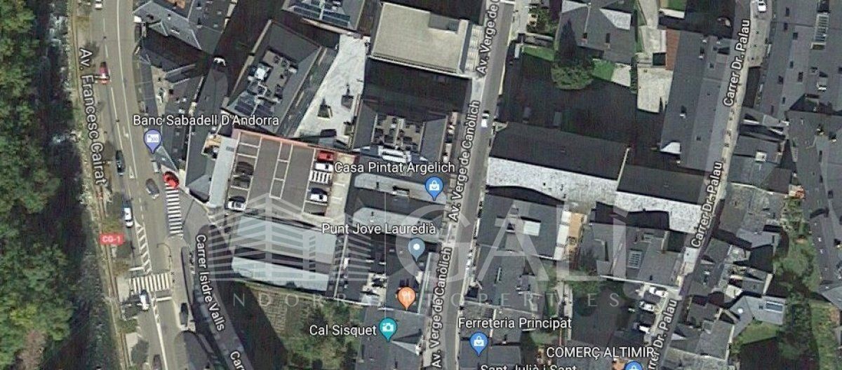 Gewerbliche Immobilie in Principado De Andorra (Ninguna Poblacion Tiene C.P.), Spain 128m², Nr. 294802