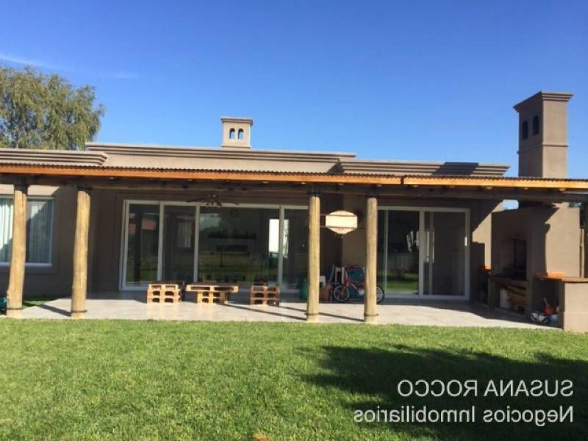 Дом с 2 спальнями в Пилар, Аргентина № 58853