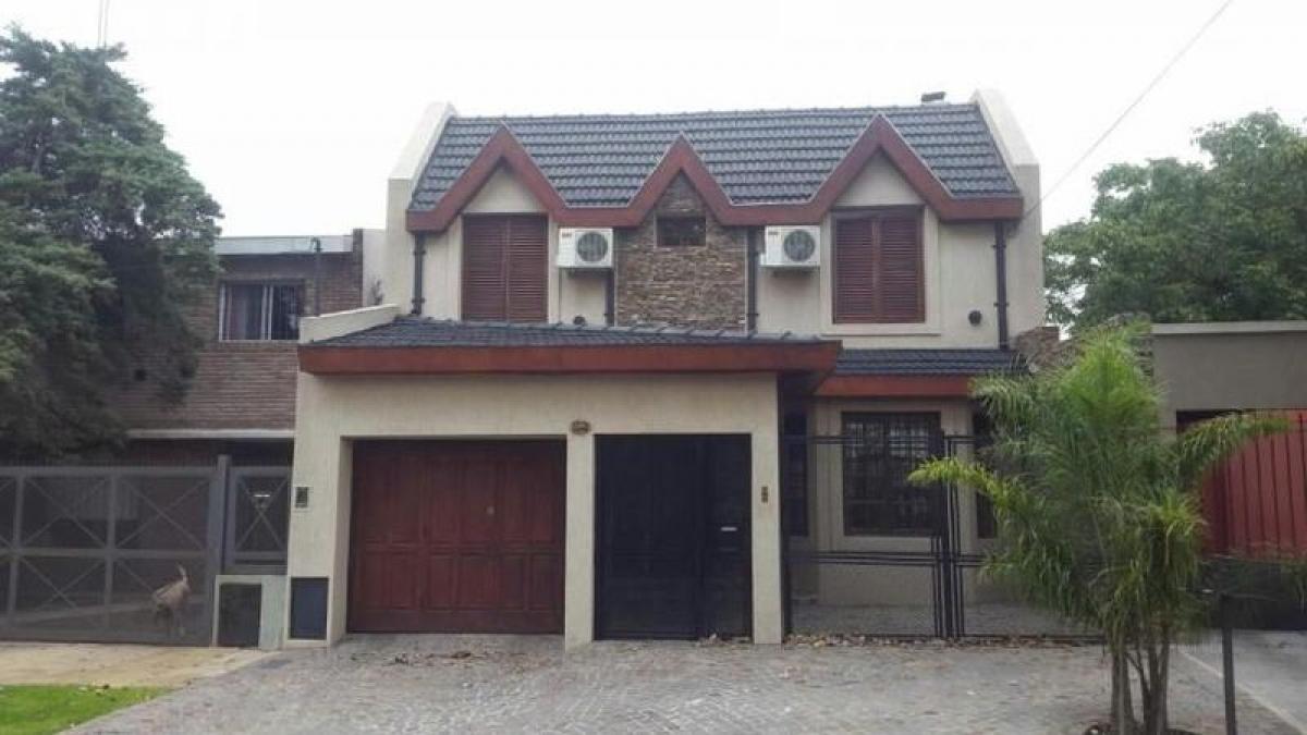 3 bedrooms House in General San Martin, Argentina No. 59594