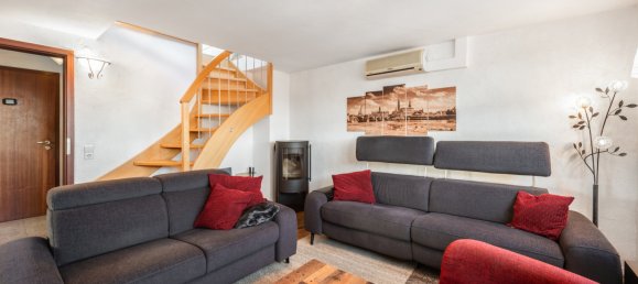 Duplex T4 em Esslingen, Germany N.º 64522 5