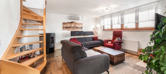 Duplex T4 em Esslingen, Germany N.º 64522 4