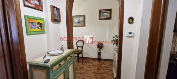 6 rooms House in Lucca, Italy No. 98210 12