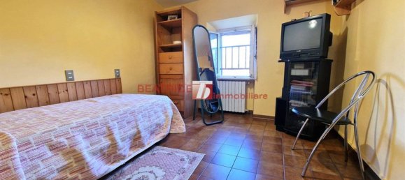 6 rooms House in Lucca, Italy No. 98210 21