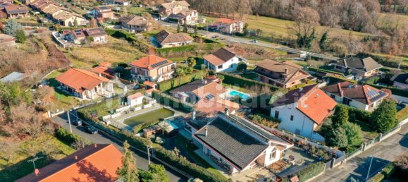 3 bedrooms Villa in Givoletto, Italy No. 85519 2