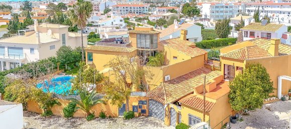 8 Schlafzimmer Haus in Albufeira, Portugal, Nr. 17081 2