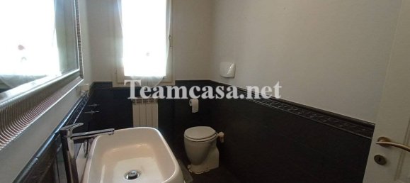 3 Schlafzimmer Villa in Pesaro, Italy, Nr. 269601 2