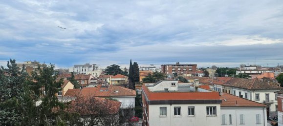 3 rooms Apartment in Rimini, Italy No. 121089 5