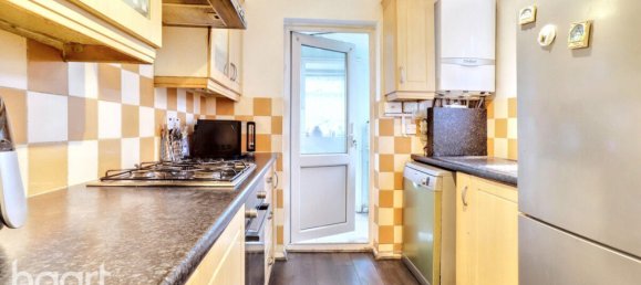 4 Schlafzimmer Gewerbliche Immobilie in Rainham, United Kingdom, Nr. 4841 7