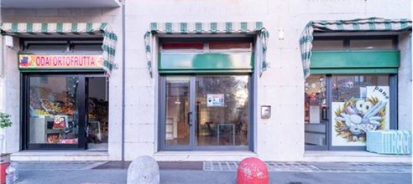 2 rooms Commercial property in Rescaldina, Italy No. 279195 2