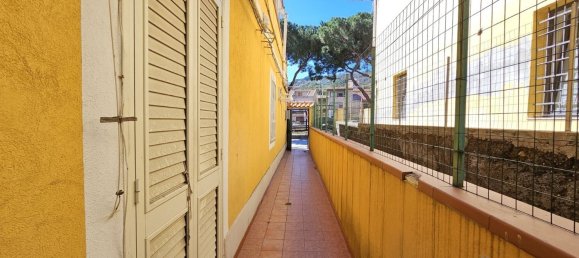 7-salle Appartement à Messina, Italy No. 142378 16