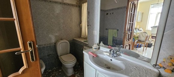 7-salle Appartement à Messina, Italy No. 142378 38