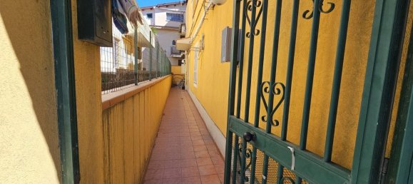 7-salle Appartement à Messina, Italy No. 142378 11