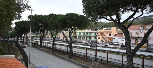 7-salle Appartement à Messina, Italy No. 142378 28