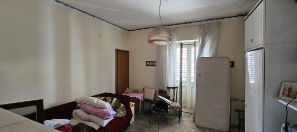 7-salle Appartement à Messina, Italy No. 142378 42