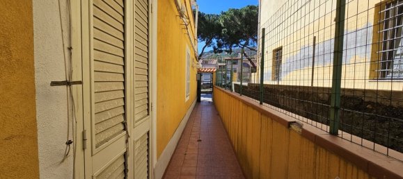 7-salle Appartement à Messina, Italy No. 142378 33