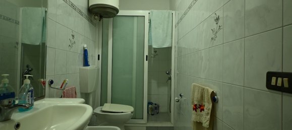 7-salle Appartement à Messina, Italy No. 142378 22