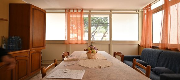 7-salle Appartement à Messina, Italy No. 142378 24