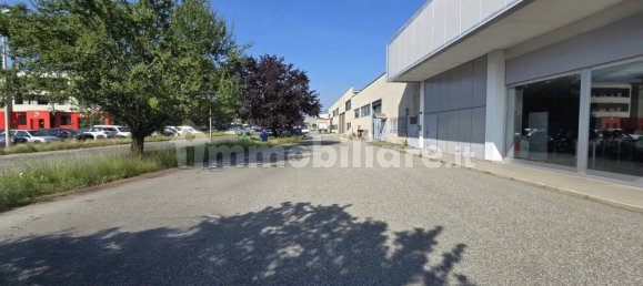  عقار تجاري في Cirié, Italy 3000متر مربع رقم 262930 4