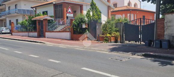 3 Schlafzimmer Wohnung in Aci Bonaccorsi, Italy, Nr. 300041 2