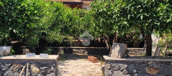 3 Schlafzimmer Wohnung in Aci Bonaccorsi, Italy, Nr. 300041 8