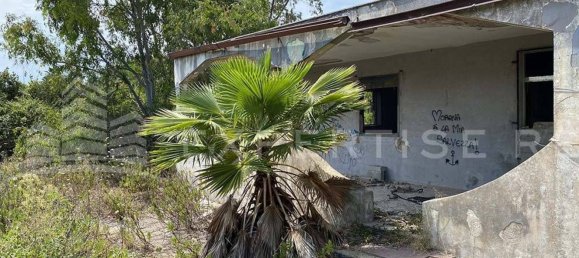 3 rooms House in Syracuse, Italy No. 247199 6