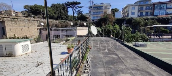 3 chambres Appartement à Naples, Italy No. 10001 9