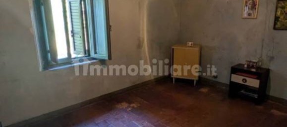4 bedrooms House in Montale, Italy No. 75147 5