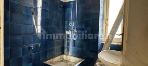 Apartamento de 2 dormitorios en Genoa, Italy No. 337219 15