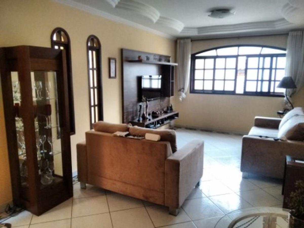 Casa de 3 dormitorios en Sao Paulo, Brazil No. 462001