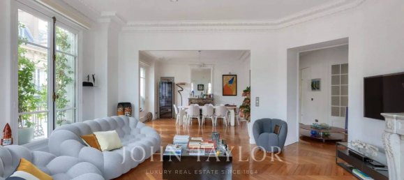 3 bedrooms Apartment in Paris, France No. 127939 11