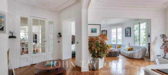 3 bedrooms Apartment in Paris, France No. 127939 18