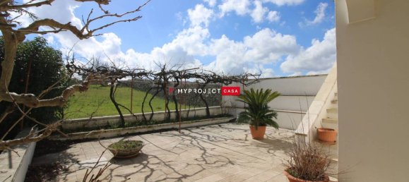 2 bedrooms House in Martina Franca, Italy No. 294209 6