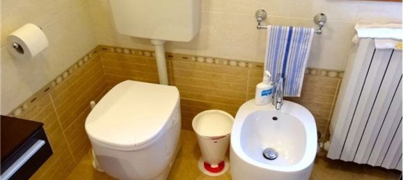 5 rooms House in Codigoro, Italy No. 253945 24