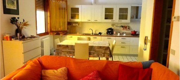 5 rooms House in Codigoro, Italy No. 253945 13