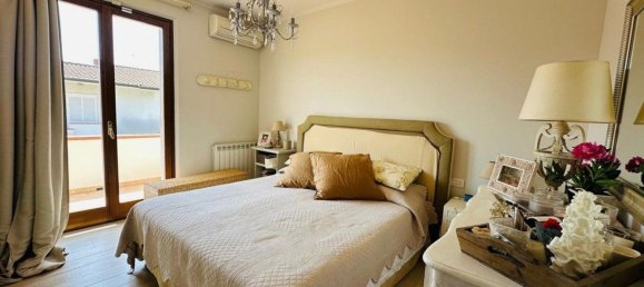 7 bedrooms Villa in Pietrasanta, Italy No. 325439 14