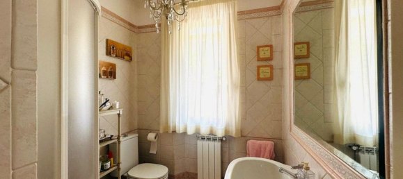 7 bedrooms Villa in Pietrasanta, Italy No. 325439 10