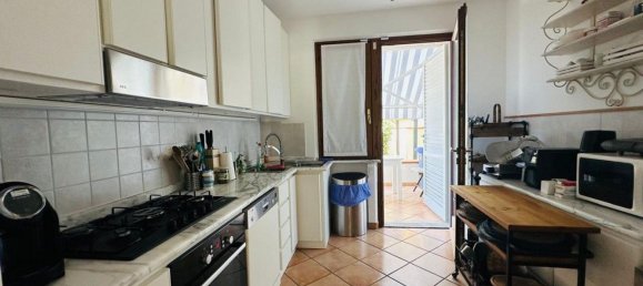 7 bedrooms Villa in Pietrasanta, Italy No. 325439 7