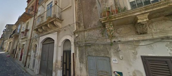 10 rooms Apartment in Palazzolo Acreide, Italy No. 49178 8