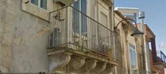 10 rooms Apartment in Palazzolo Acreide, Italy No. 49178 2