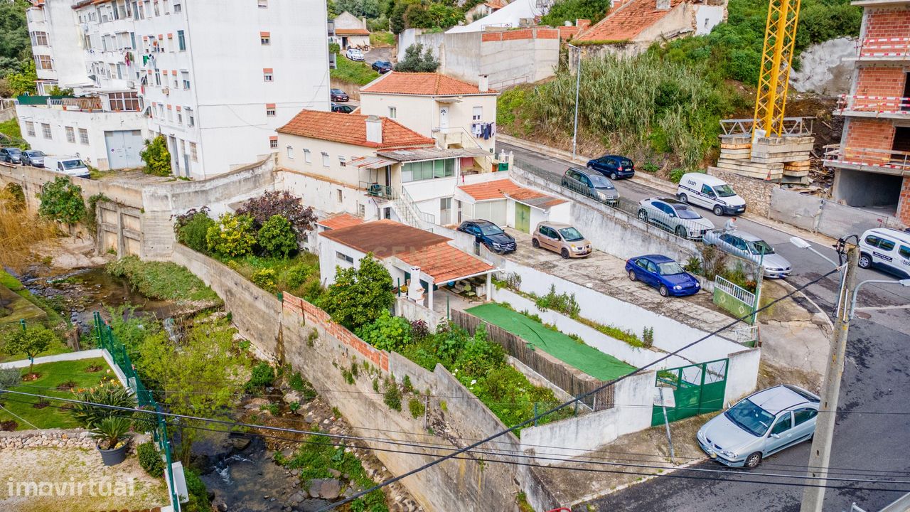 Дом с 1 спальней в Одивелаш, Португалия № 97887