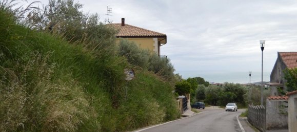 Terreno en Silvi, Italy 1040 m² No. 79697 6