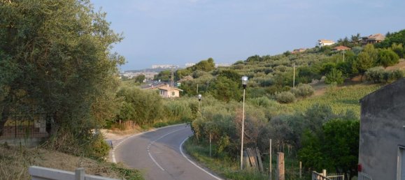 Terreno en Silvi, Italy 1040 m² No. 79697 2